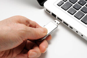 Flash Drive vs USB Stick